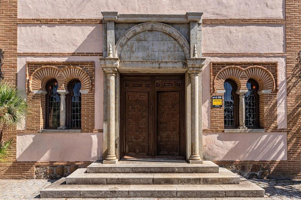 Casa Palacio Toledo Puy Du Fou المظهر الخارجي الصورة
